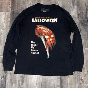 Halloween long sleeve tee in size Large